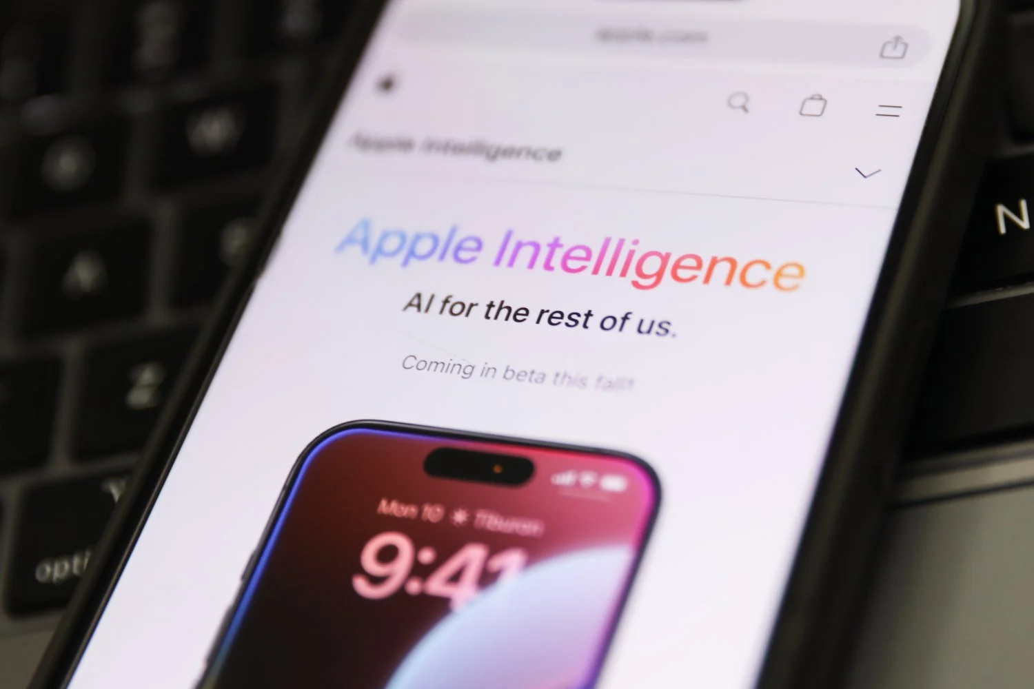 Inteligenta Apple acum ocupa aproape de doua ori mai mult spatiu decat la lansare