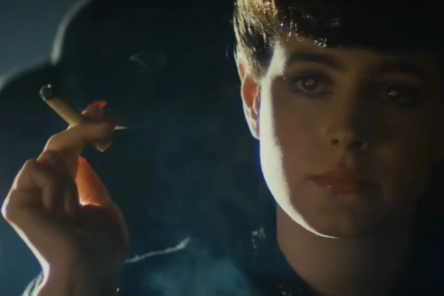 Această licitație Blade Runner 2049 vrea să-ți vândă oasele lui Sean Young