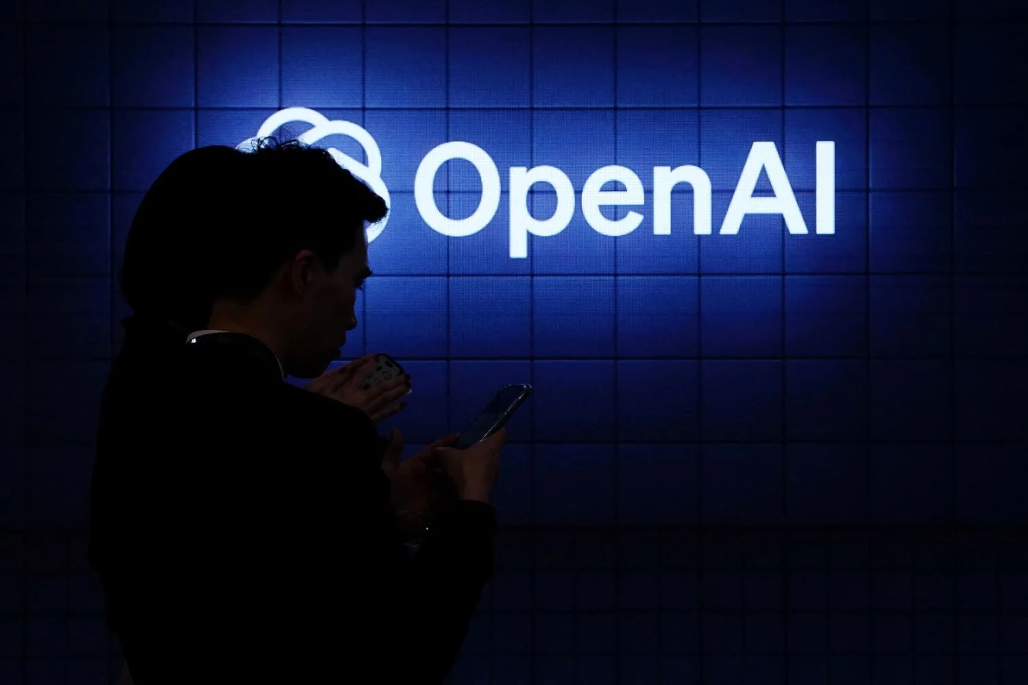 OpenAI lansează generatorul de video Sora pentru toți utilizatorii